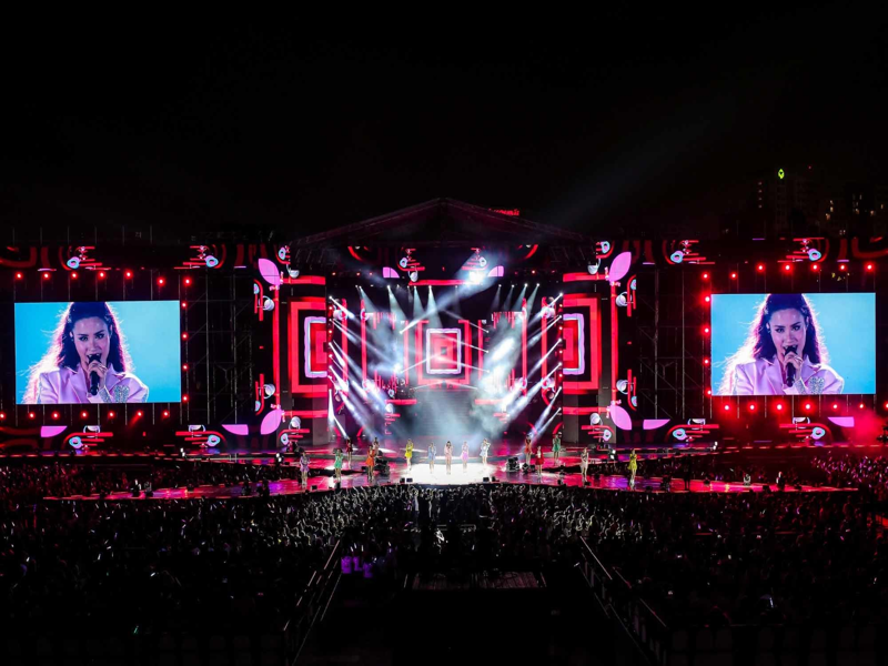 ĐÔNG NHI - TEN ON TEN