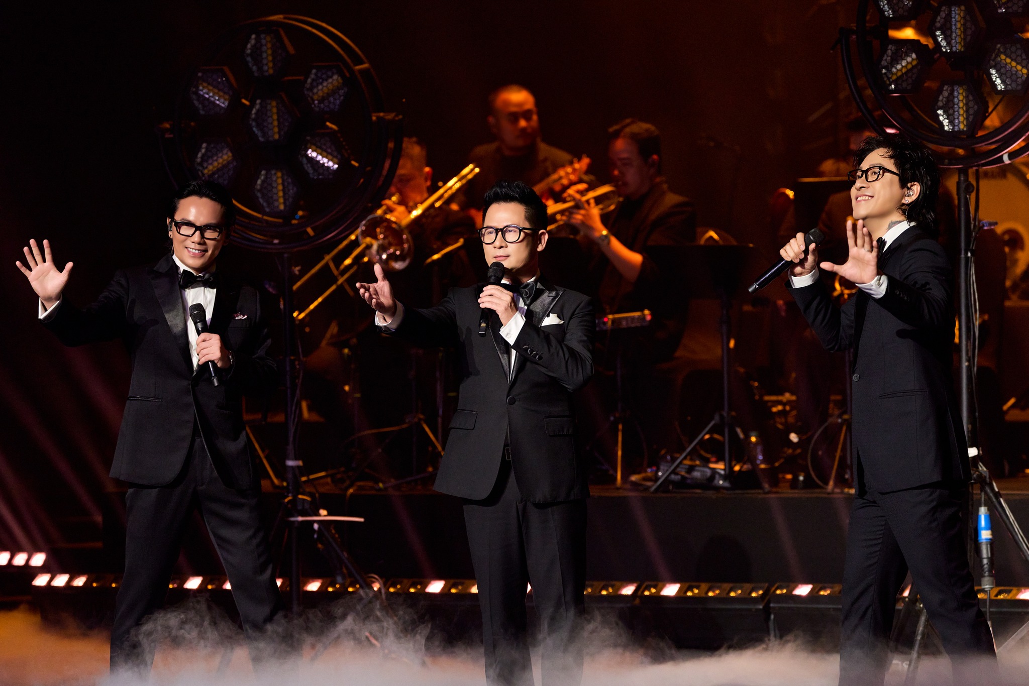 LIVE CONCERT “BẢN GHI NHỚ” - QUA DUA HAU